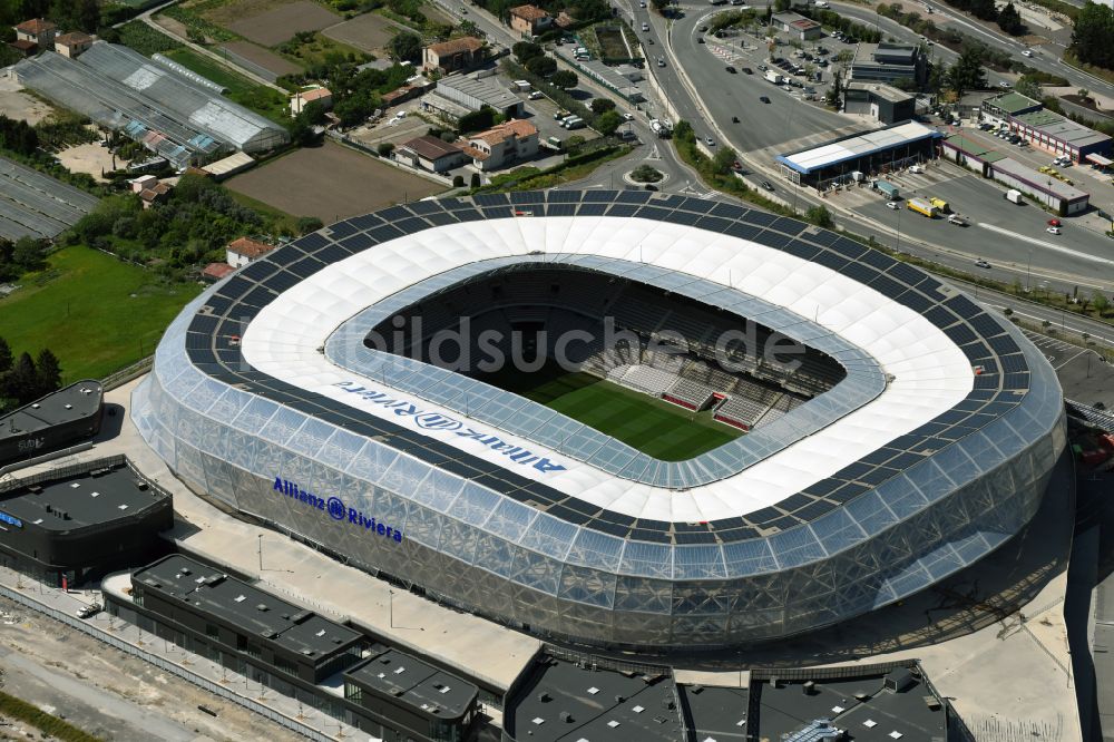 Nizza von oben - Sportstätten-Gelände der Arena des Stadion Allianz Riviera in Nizza in Provence-Alpes-Cote d'Azur, Frankreich