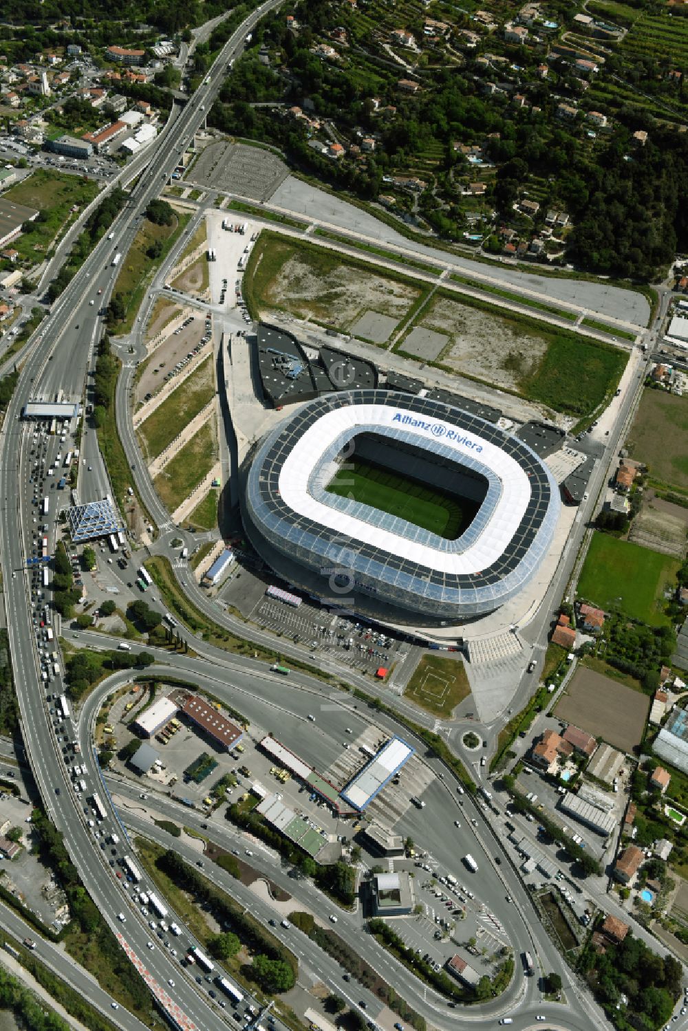 Luftaufnahme Nizza - Sportstätten-Gelände der Arena des Stadion Allianz Riviera in Nizza in Provence-Alpes-Cote d'Azur, Frankreich