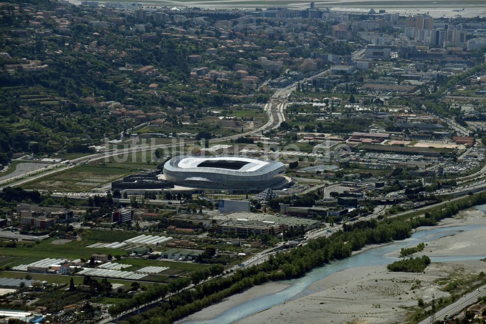 Luftaufnahme Nizza - Sportstätten-Gelände der Arena des Stadion Allianz Riviera in Nizza in Provence-Alpes-Cote d'Azur, Frankreich