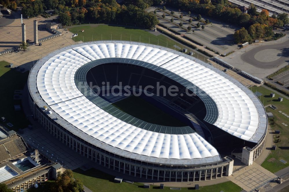 Luftaufnahme Berlin - Sportstätten-Gelände der Arena des Stadion in Berlin