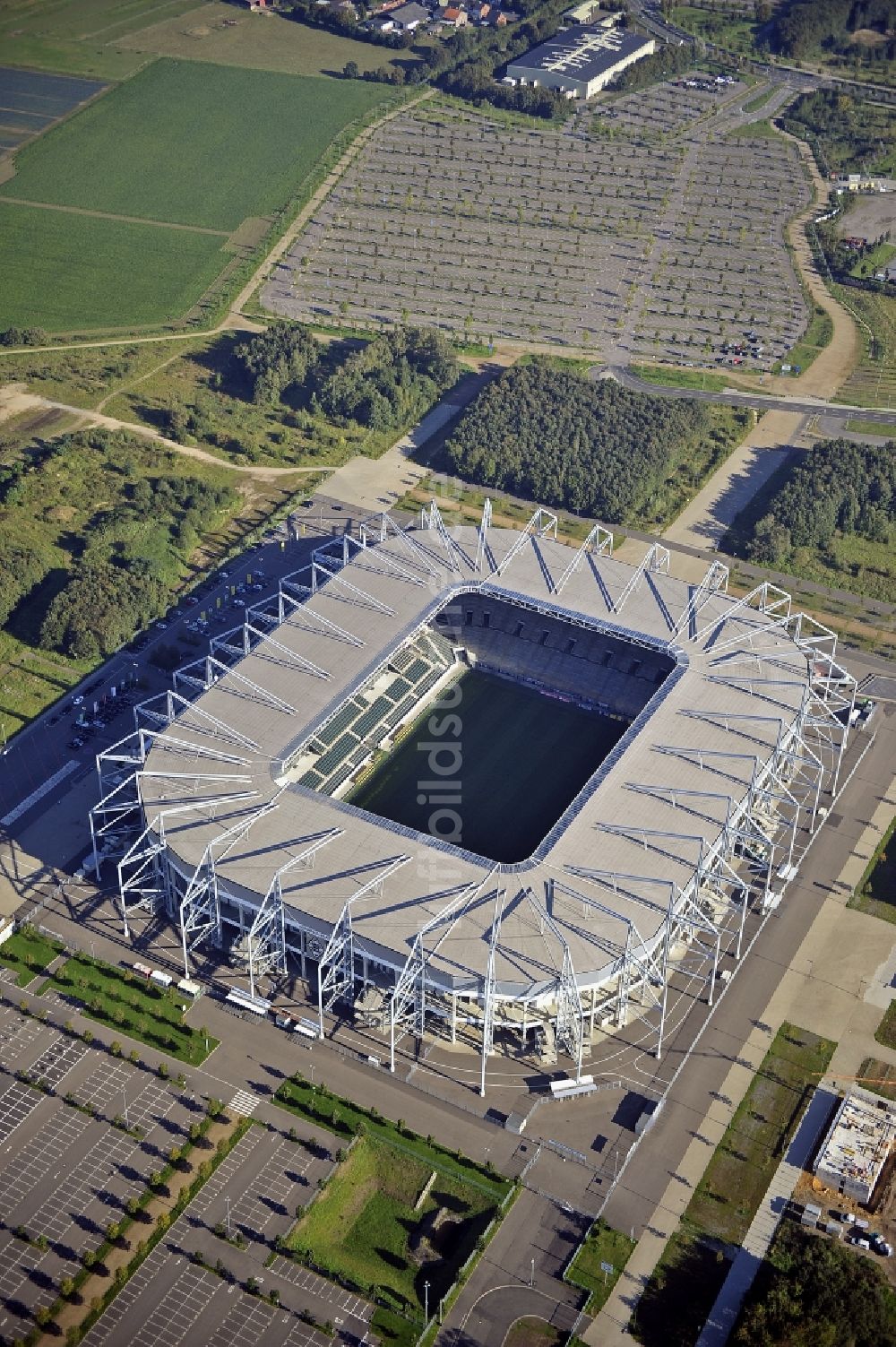 Mönchengladbach von oben - Sportstätten-Gelände der Arena des Stadion BORUSSIA-PARK an der Hennes-Weisweiler-Allee in Mönchengladbach im Bundesland Nordrhein-Westfalen, Deutschland