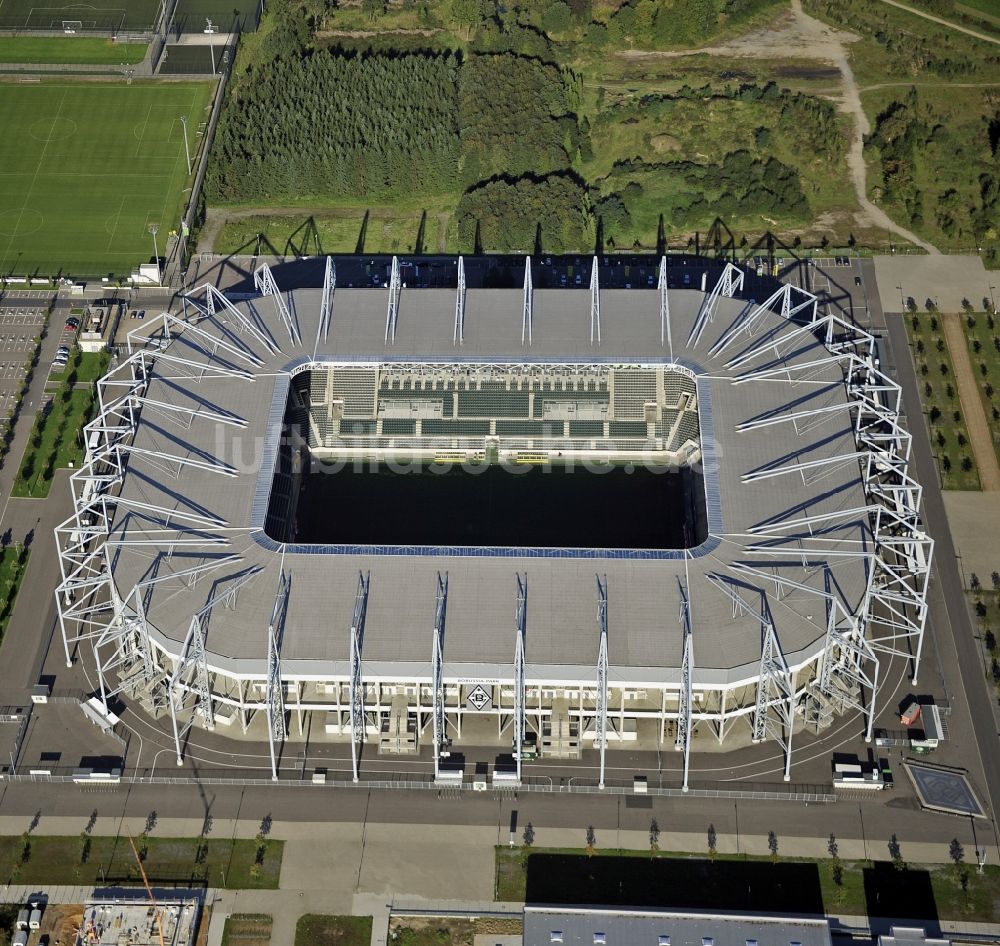 Luftbild Mönchengladbach - Sportstätten-Gelände der Arena des Stadion BORUSSIA-PARK in Mönchengladbach im Bundesland Nordrhein-Westfalen, Deutschland