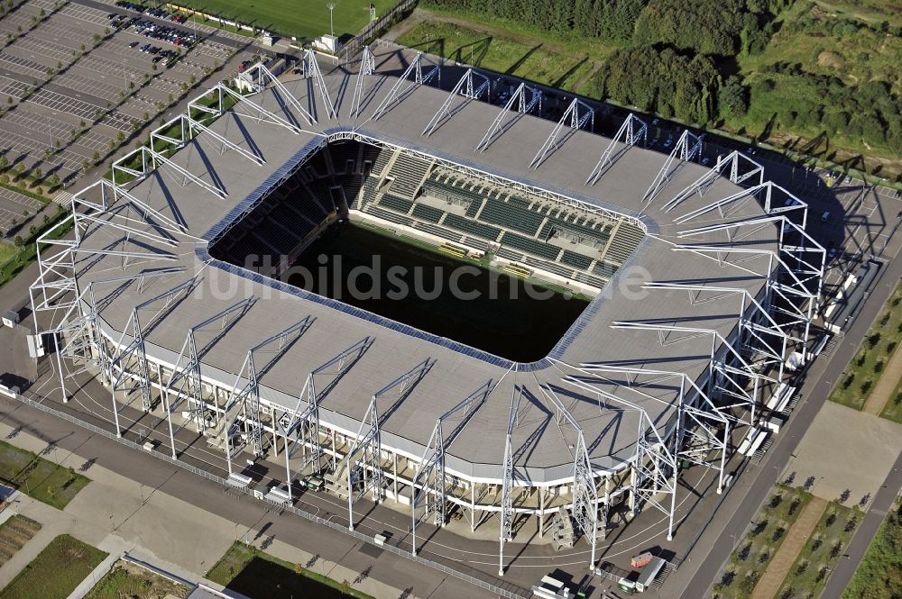 Mönchengladbach von oben - Sportstätten-Gelände der Arena des Stadion BORUSSIA-PARK in Mönchengladbach im Bundesland Nordrhein-Westfalen, Deutschland