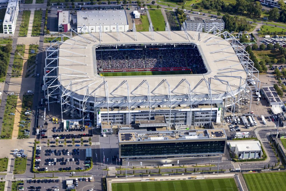 Mönchengladbach aus der Vogelperspektive: Sportstätten-Gelände der Arena des Stadion BORUSSIA-PARK in Mönchengladbach im Bundesland Nordrhein-Westfalen, Deutschland