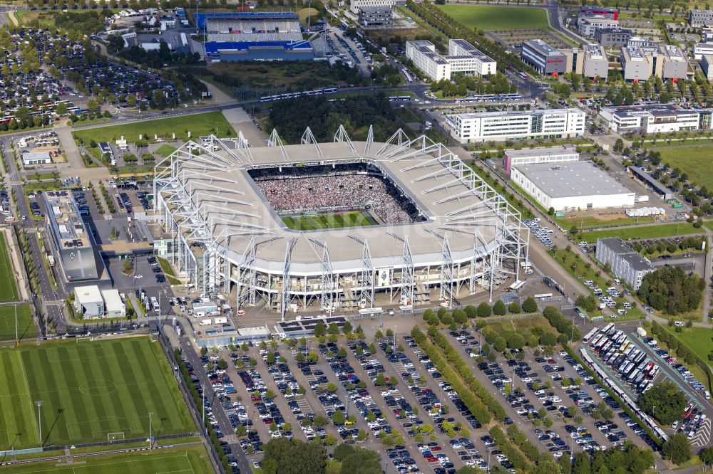 Luftbild Mönchengladbach - Sportstätten-Gelände der Arena des Stadion BORUSSIA-PARK in Mönchengladbach im Bundesland Nordrhein-Westfalen, Deutschland