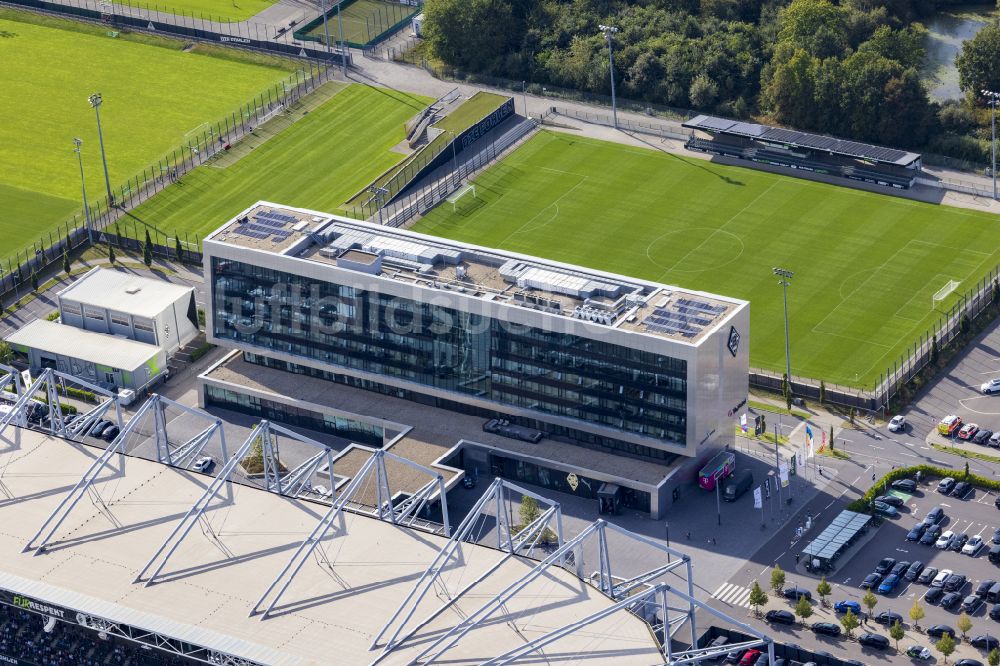 Luftbild Mönchengladbach - Sportstätten-Gelände der Arena des Stadion BORUSSIA-PARK in Mönchengladbach im Bundesland Nordrhein-Westfalen, Deutschland