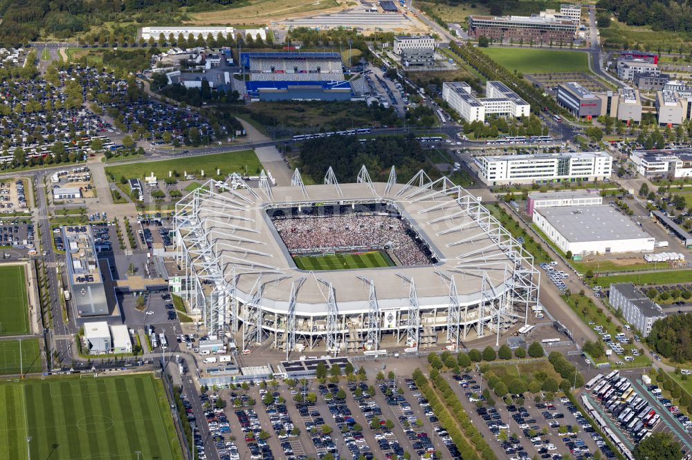 Mönchengladbach aus der Vogelperspektive: Sportstätten-Gelände der Arena des Stadion BORUSSIA-PARK in Mönchengladbach im Bundesland Nordrhein-Westfalen, Deutschland