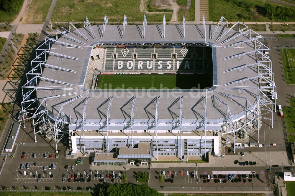 Luftaufnahme Mönchengladbach - Sportstätten-Gelände der Arena des Stadion BORUSSIA-PARK in Mönchengladbach im Bundesland Nordrhein-Westfalen, Deutschland