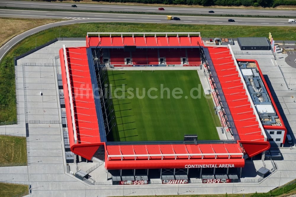 Regensburg aus der Vogelperspektive: Sportstätten-Gelände der Arena des Stadion Continental Arena in Regensburg im Bundesland Bayern, Deutschland