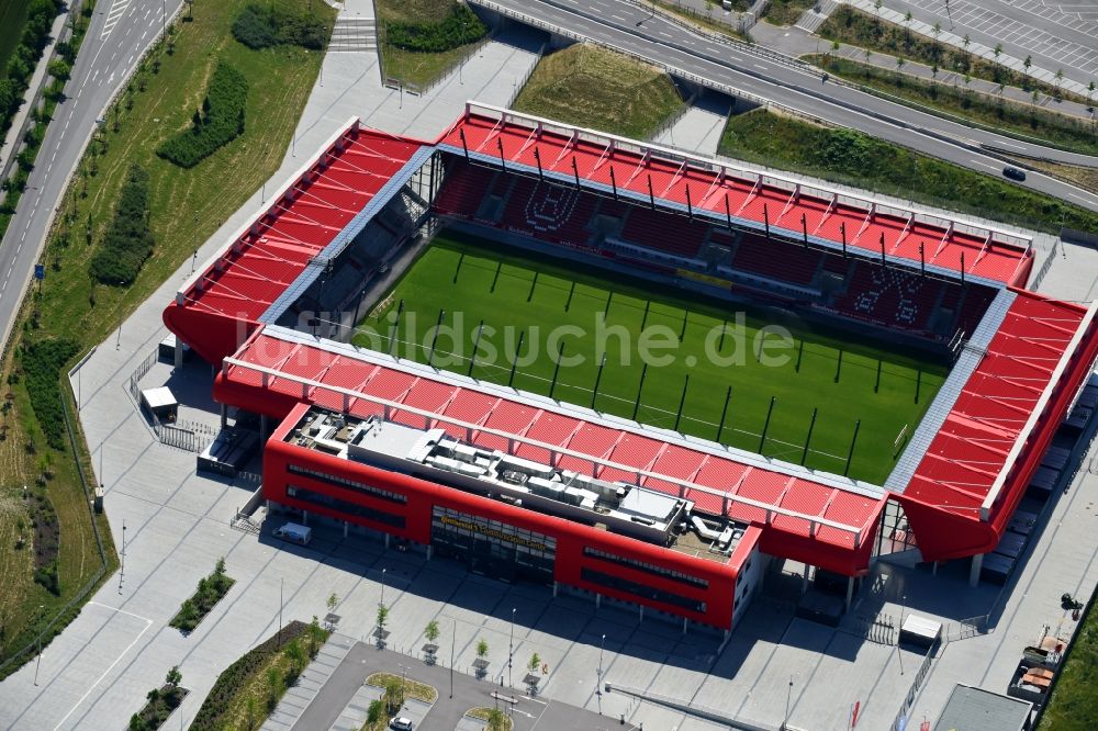 Regensburg von oben - Sportstätten-Gelände der Arena des Stadion Continental Arena in Regensburg im Bundesland Bayern, Deutschland