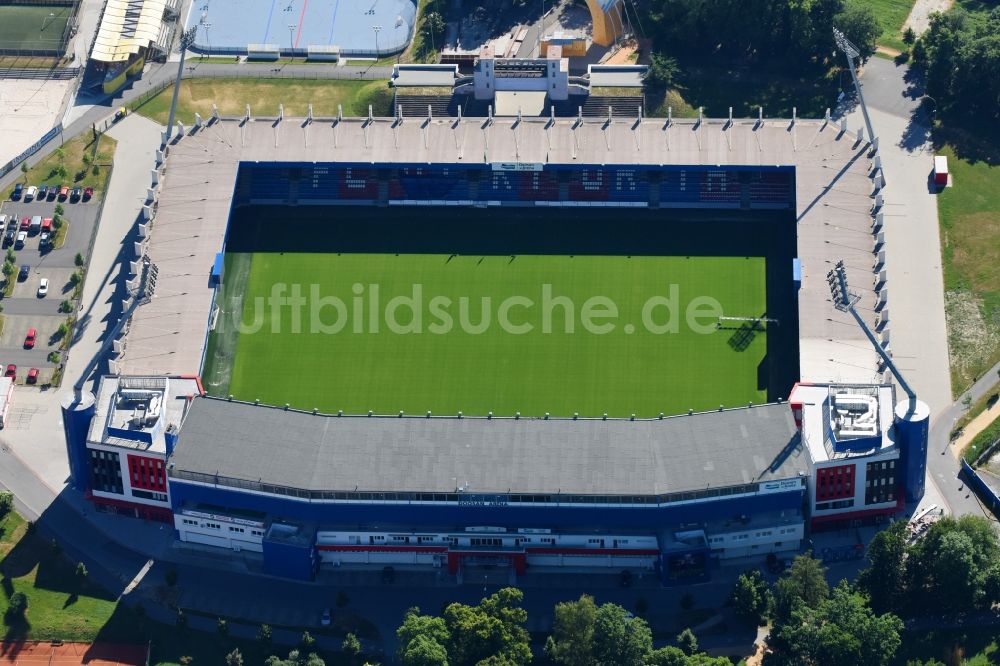 Pilsen von oben - Sportstätten-Gelände der Arena des Stadion Doosan Arena an der Struncovy sady in Pilsen in , Tschechien