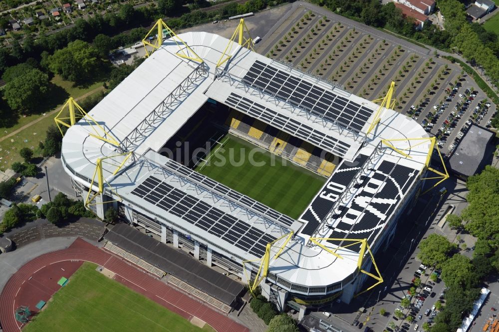 Dortmund von oben - Sportstätten-Gelände der Arena des Stadion in Dortmund im Bundesland Nordrhein-Westfalen