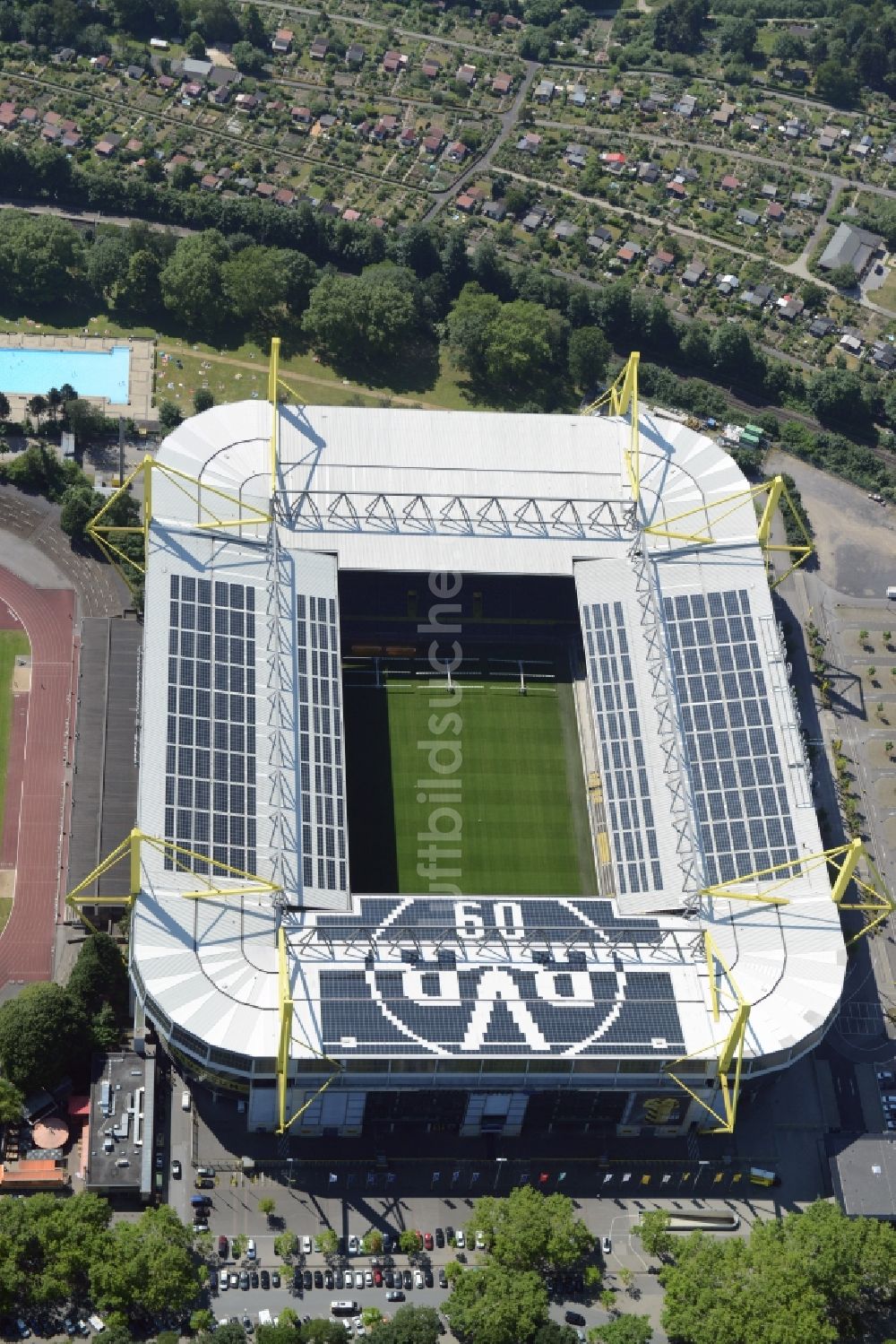 Luftaufnahme Dortmund - Sportstätten-Gelände der Arena des Stadion in Dortmund im Bundesland Nordrhein-Westfalen