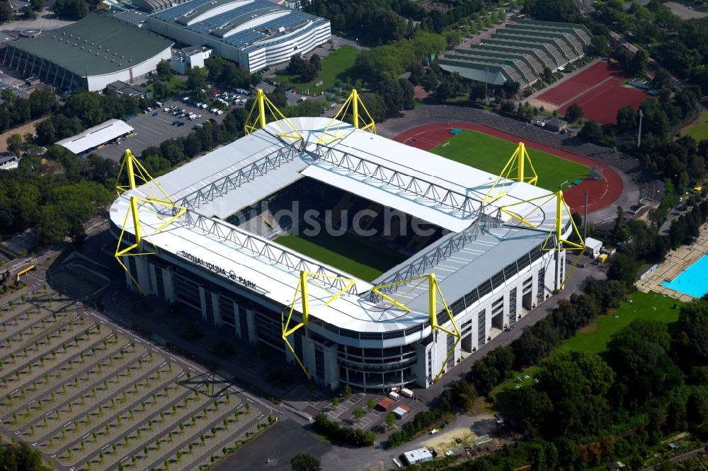 Luftaufnahme Dortmund - Sportstätten-Gelände der Arena des Stadion in Dortmund im Bundesland Nordrhein-Westfalen