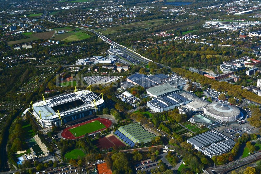 Dortmund aus der Vogelperspektive: Sportstätten-Gelände der Arena des Stadion in Dortmund im Bundesland Nordrhein-Westfalen