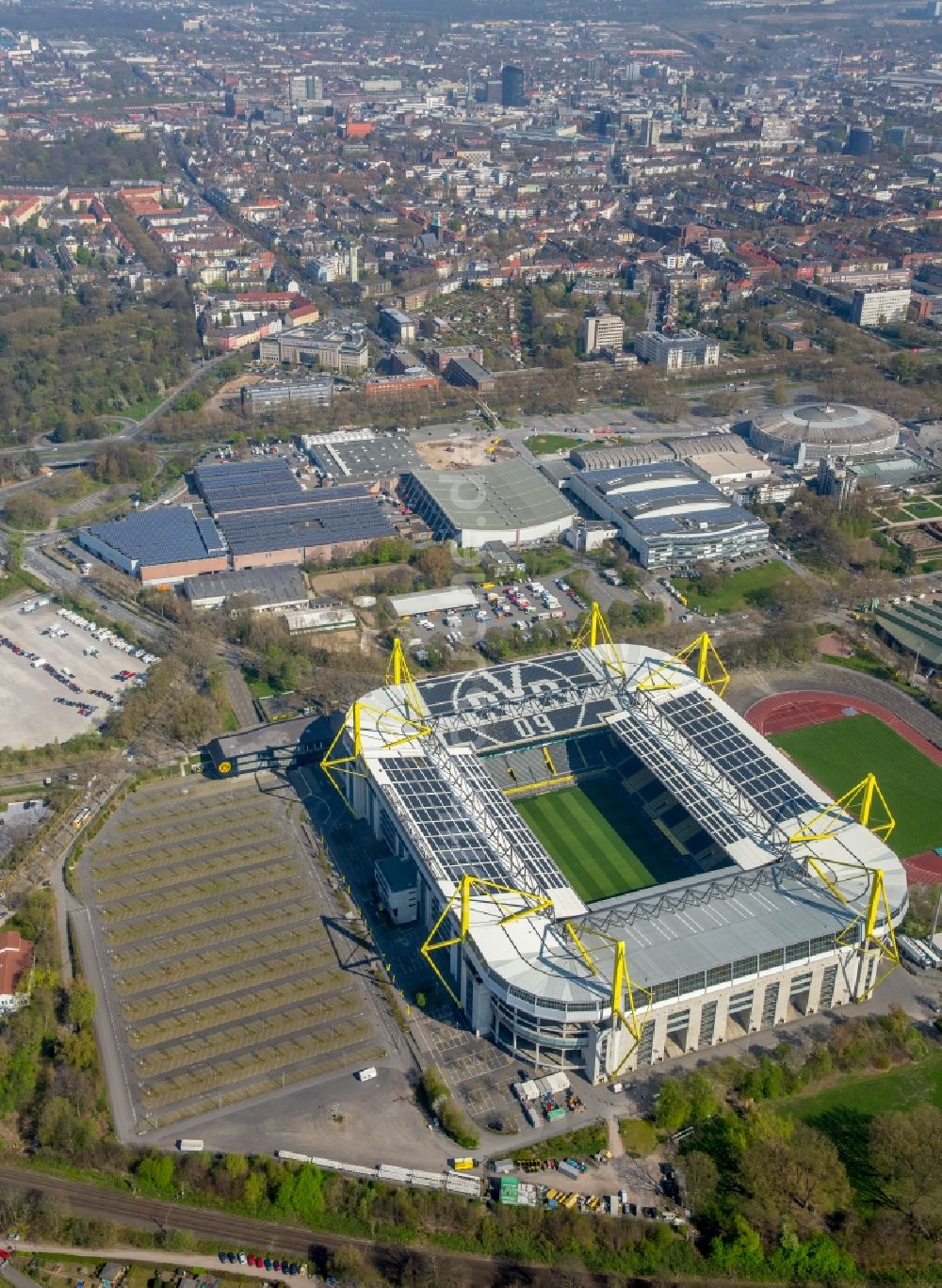 Dortmund aus der Vogelperspektive: Sportstätten-Gelände der Arena des Stadion in Dortmund im Bundesland Nordrhein-Westfalen