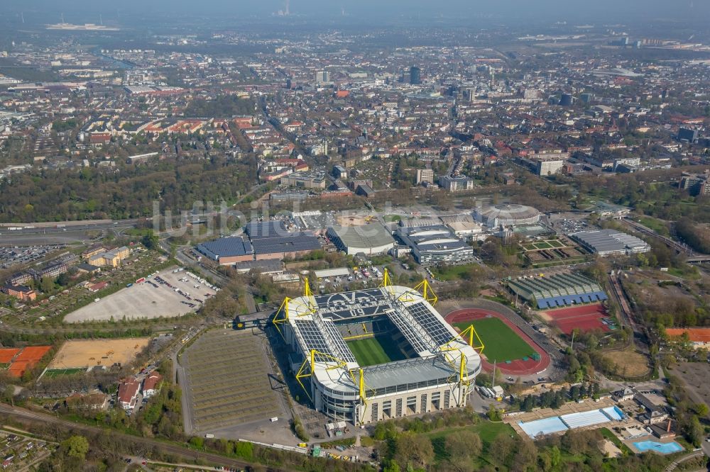 Luftaufnahme Dortmund - Sportstätten-Gelände der Arena des Stadion in Dortmund im Bundesland Nordrhein-Westfalen