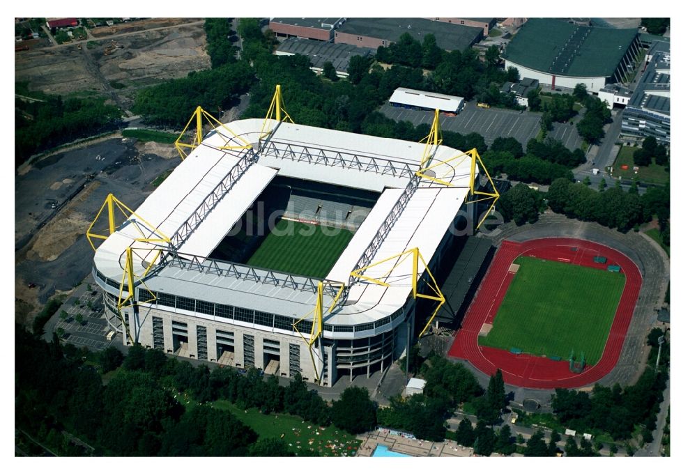 Luftaufnahme Dortmund - Sportstätten-Gelände der Arena des Stadion in Dortmund im Bundesland Nordrhein-Westfalen