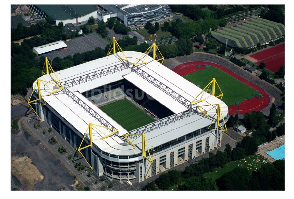 Luftaufnahme Dortmund - Sportstätten-Gelände der Arena des Stadion in Dortmund im Bundesland Nordrhein-Westfalen