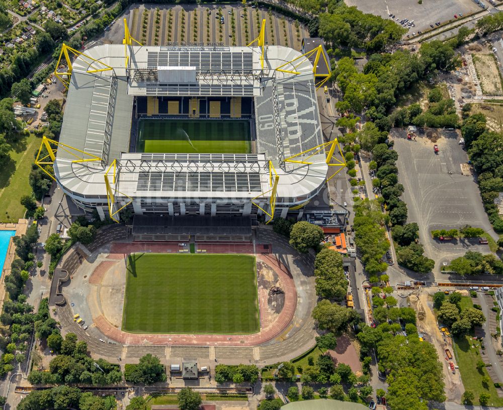 Dortmund aus der Vogelperspektive: Sportstätten-Gelände der Arena des Stadion in Dortmund im Bundesland Nordrhein-Westfalen