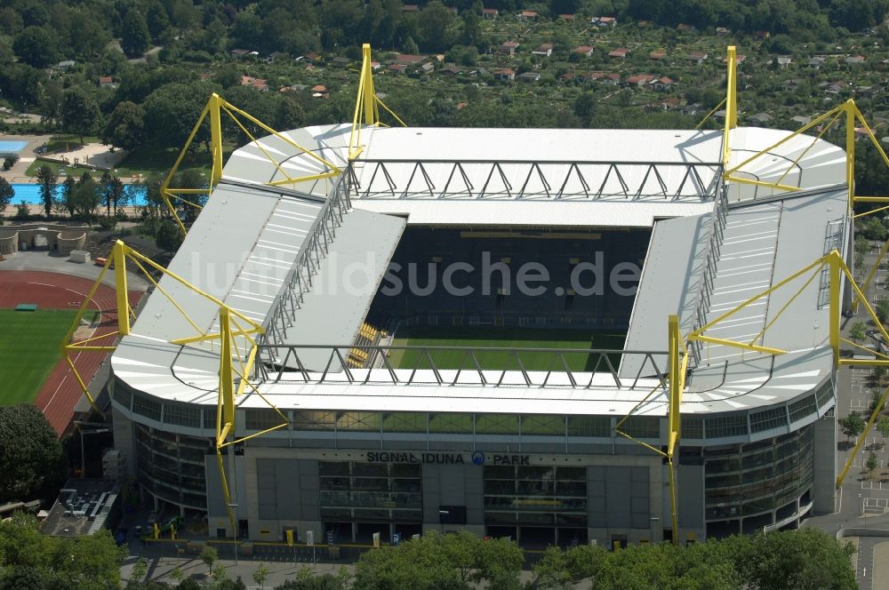 Dortmund aus der Vogelperspektive: Sportstätten-Gelände der Arena des Stadion in Dortmund im Bundesland Nordrhein-Westfalen