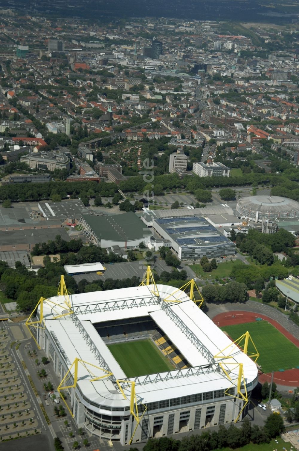 Dortmund aus der Vogelperspektive: Sportstätten-Gelände der Arena des Stadion in Dortmund im Bundesland Nordrhein-Westfalen