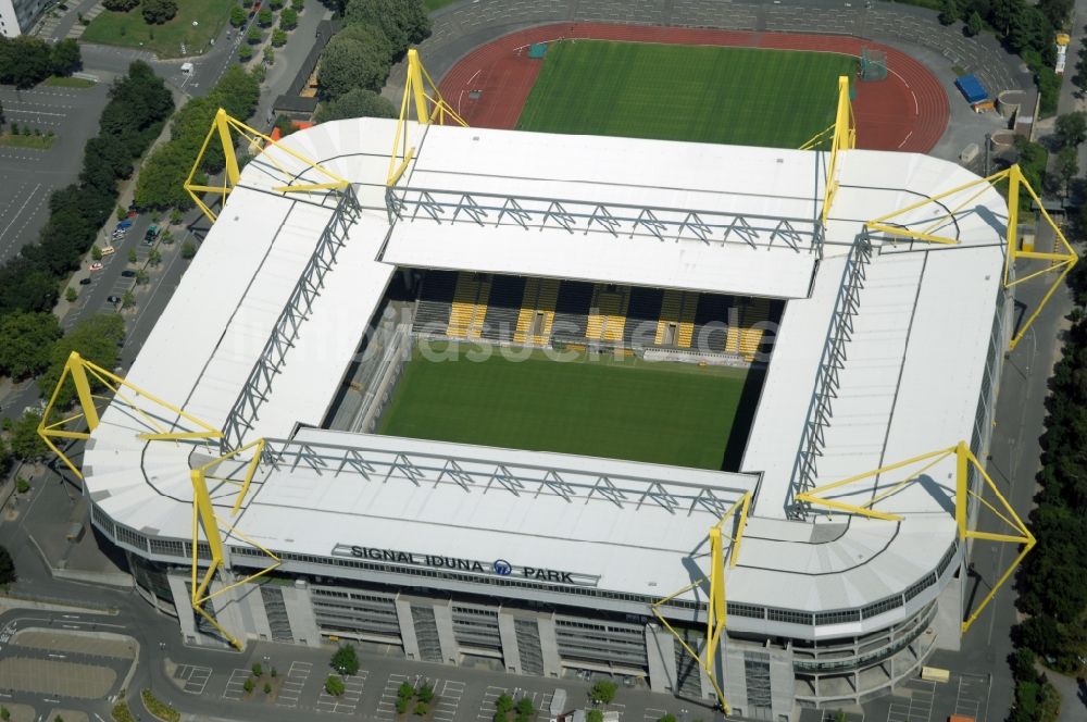 Dortmund aus der Vogelperspektive: Sportstätten-Gelände der Arena des Stadion in Dortmund im Bundesland Nordrhein-Westfalen