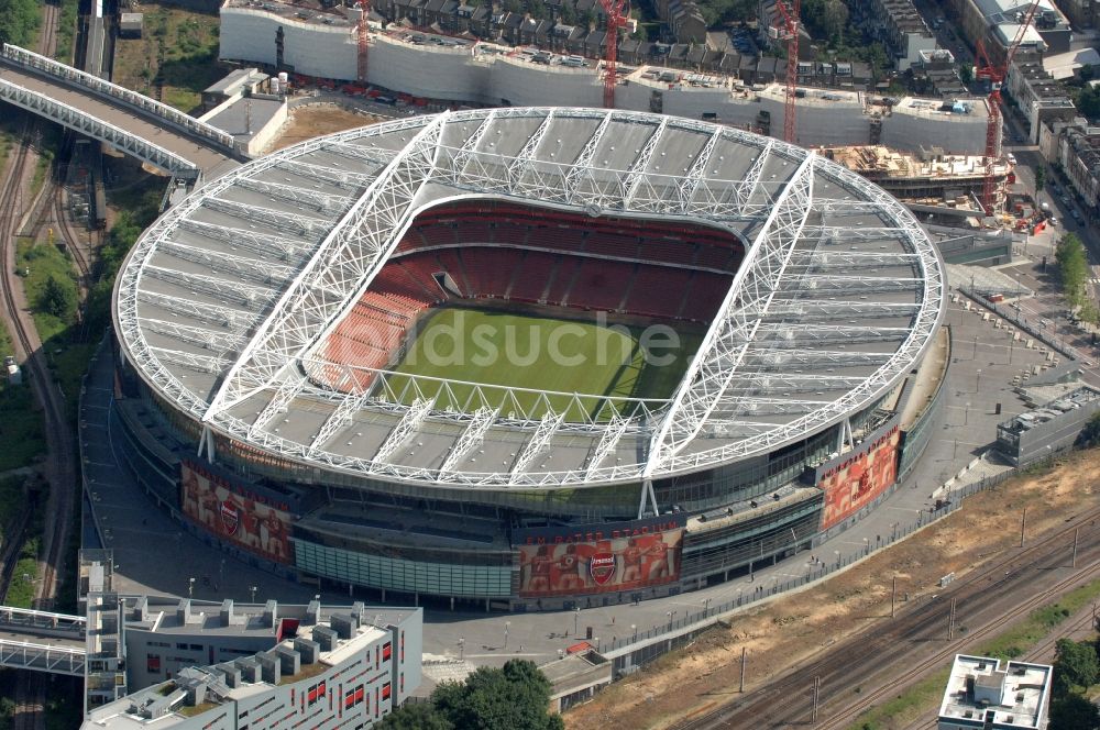 Luftbild London - Sportstätten-Gelände der Arena des Stadion Emirates Stadium in London in England, Vereinigtes Königreich