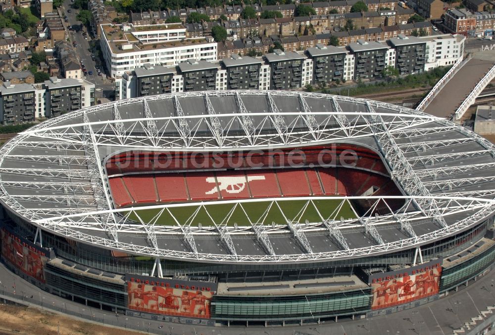 Luftaufnahme London - Sportstätten-Gelände der Arena des Stadion Emirates Stadium in London in England, Vereinigtes Königreich