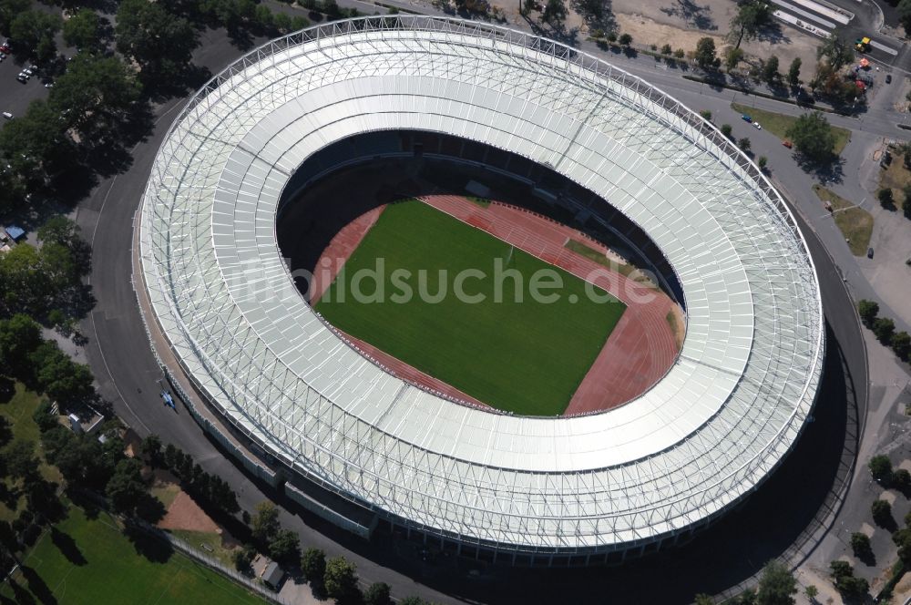 Luftaufnahme Wien - Sportstätten-Gelände der Arena des Stadion Ernst-Hampel-Stadion in Wien in Österreich