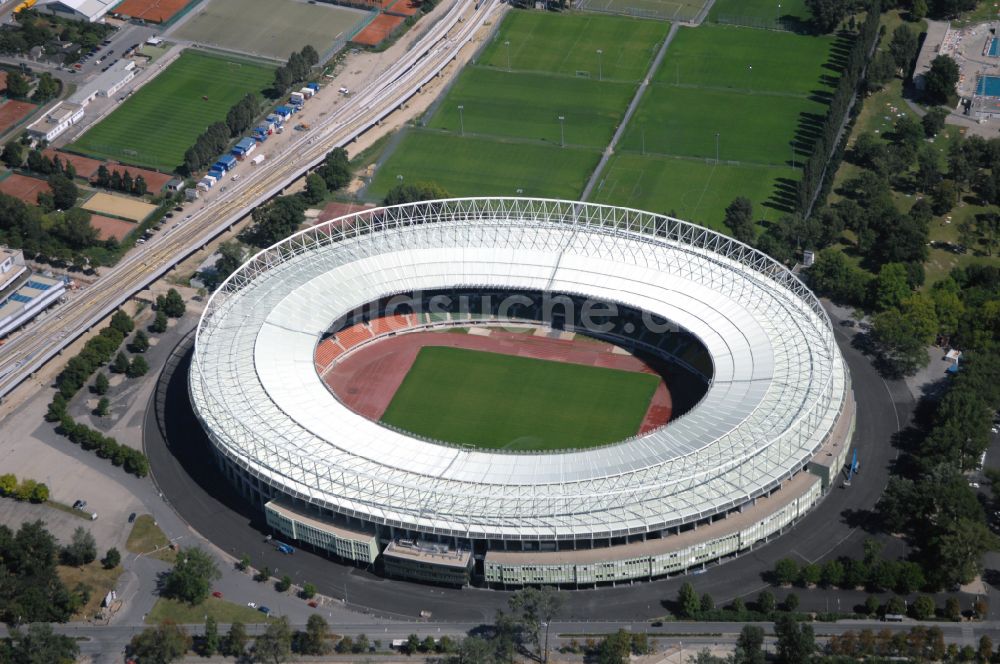 Wien von oben - Sportstätten-Gelände der Arena des Stadion Ernst-Happel-Stadion in Wien in Österreich