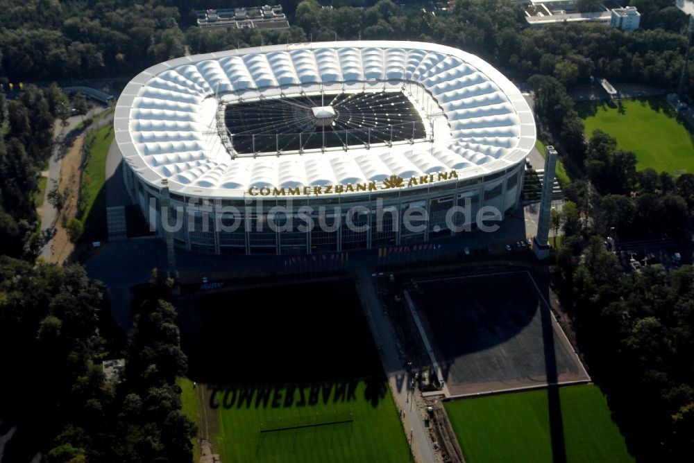 Frankfurt am Main aus der Vogelperspektive: Sportstätten-Gelände der Arena des Stadion in Frankfurt am Main im Bundesland Hessen