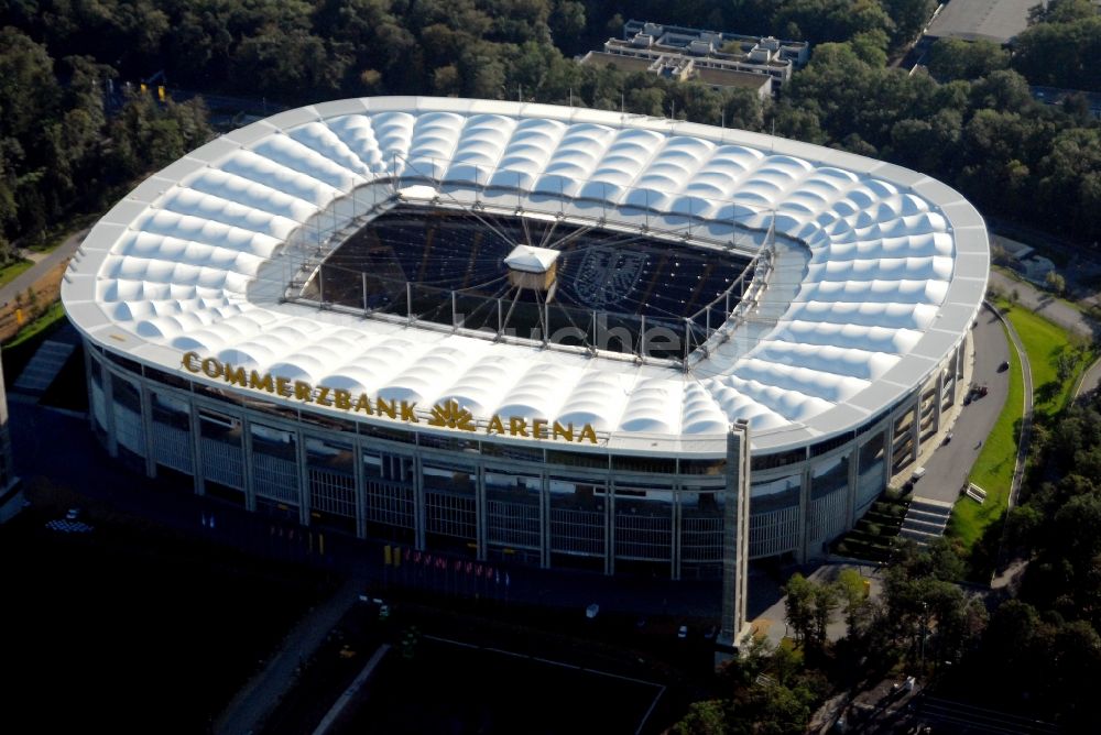 Frankfurt am Main aus der Vogelperspektive: Sportstätten-Gelände der Arena des Stadion in Frankfurt am Main im Bundesland Hessen