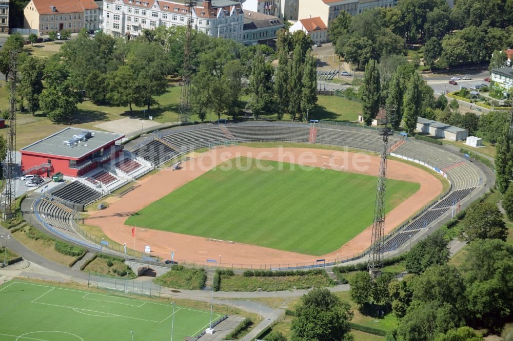 Frankfurt (Oder) aus der Vogelperspektive: Sportstätten-Gelände der Arena des Stadion in Frankfurt (Oder) im Bundesland Brandenburg