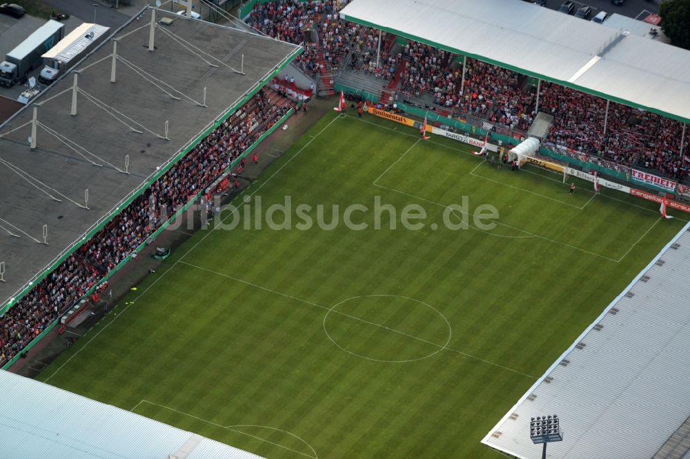 Cottbus aus der Vogelperspektive: Sportstätten-Gelände der Arena des Stadion der Freundschaft des Fußballclubs FC Energie in Cottbus im Bundesland Brandenburg