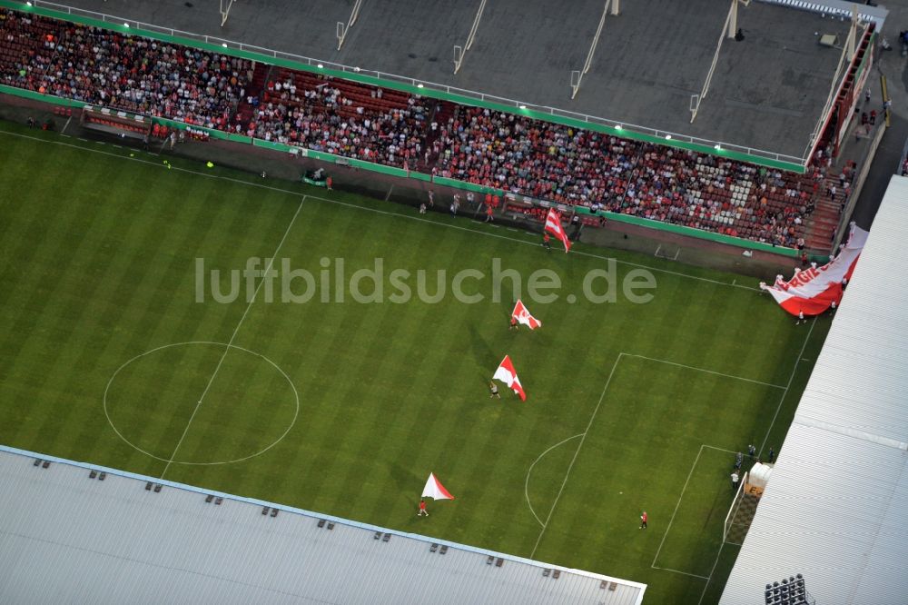 Luftaufnahme Cottbus - Sportstätten-Gelände der Arena des Stadion der Freundschaft des Fußballclubs FC Energie in Cottbus im Bundesland Brandenburg