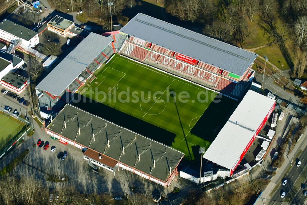 Luftaufnahme Cottbus - Sportstätten-Gelände der Arena des Stadion der Freundschaft des Fußballclubs FC Energie in Cottbus im Bundesland Brandenburg