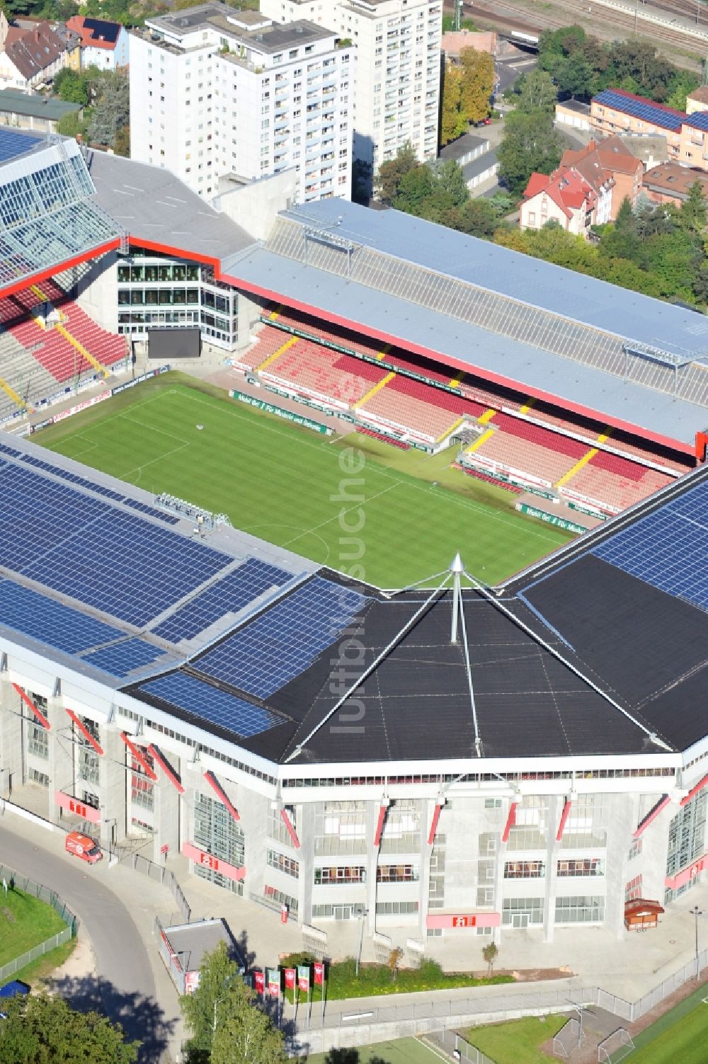 Luftbild Kaiserslautern - Sportstätten-Gelände der Arena des Stadion Fritz-Walter-Stadion in Kaiserslautern im Bundesland Rheinland-Pfalz, Deutschland