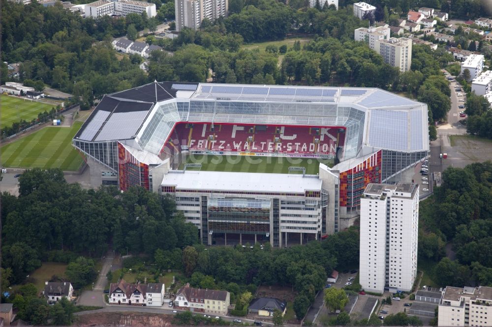 Luftaufnahme Kaiserslautern - Sportstätten-Gelände der Arena des Stadion Fritz-Walter-Stadion in Kaiserslautern im Bundesland Rheinland-Pfalz, Deutschland