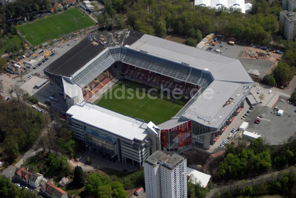 Kaiserslautern von oben - Sportstätten-Gelände der Arena des Stadion Fritz-Walter-Stadion in Kaiserslautern im Bundesland Rheinland-Pfalz, Deutschland