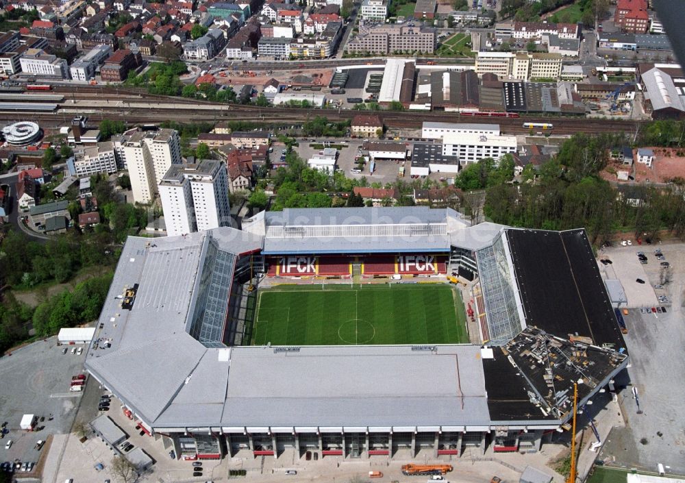 Kaiserslautern von oben - Sportstätten-Gelände der Arena des Stadion Fritz-Walter-Stadion in Kaiserslautern im Bundesland Rheinland-Pfalz, Deutschland