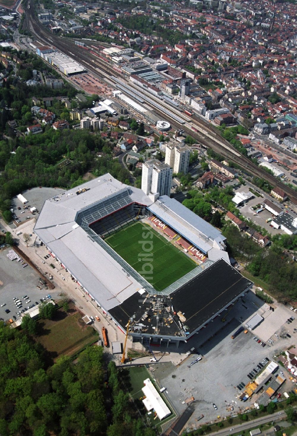 Luftbild Kaiserslautern - Sportstätten-Gelände der Arena des Stadion Fritz-Walter-Stadion in Kaiserslautern im Bundesland Rheinland-Pfalz, Deutschland