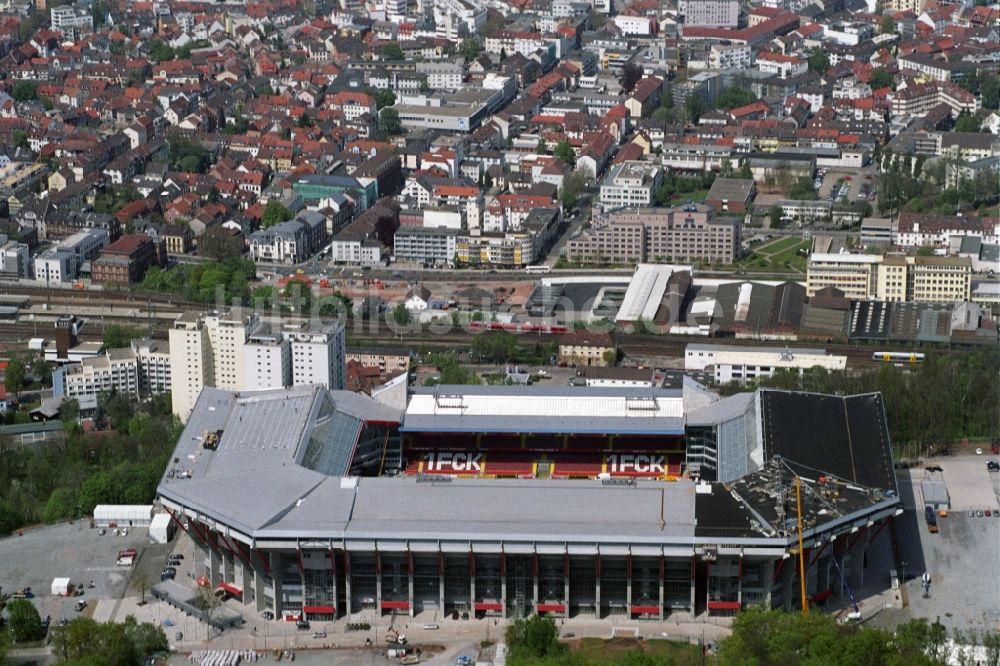 Luftbild Kaiserslautern - Sportstätten-Gelände der Arena des Stadion Fritz-Walter-Stadion in Kaiserslautern im Bundesland Rheinland-Pfalz, Deutschland