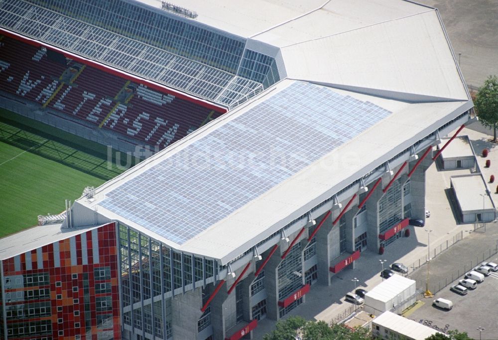 Kaiserslautern von oben - Sportstätten-Gelände der Arena des Stadion Fritz-Walter-Stadion in Kaiserslautern im Bundesland Rheinland-Pfalz, Deutschland