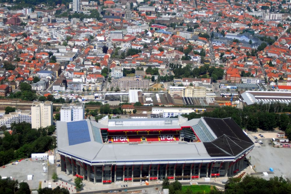 Luftaufnahme Kaiserslautern - Sportstätten-Gelände der Arena des Stadion Fritz-Walter-Stadion in Kaiserslautern im Bundesland Rheinland-Pfalz, Deutschland