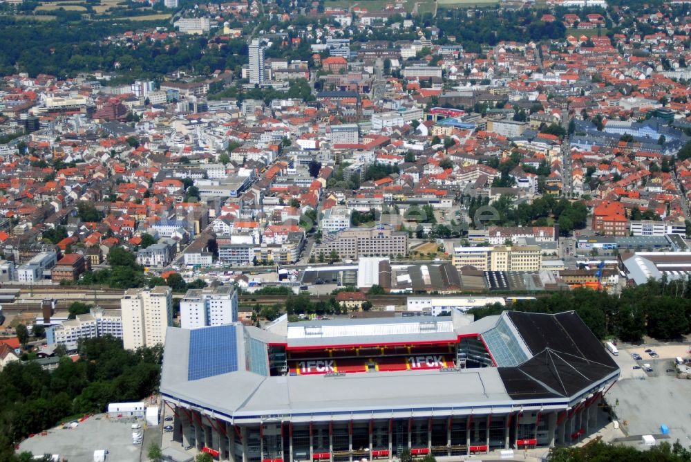 Kaiserslautern aus der Vogelperspektive: Sportstätten-Gelände der Arena des Stadion Fritz-Walter-Stadion in Kaiserslautern im Bundesland Rheinland-Pfalz, Deutschland