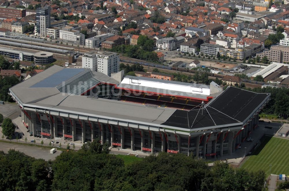 Luftbild Kaiserslautern - Sportstätten-Gelände der Arena des Stadion Fritz-Walter-Stadion in Kaiserslautern im Bundesland Rheinland-Pfalz, Deutschland