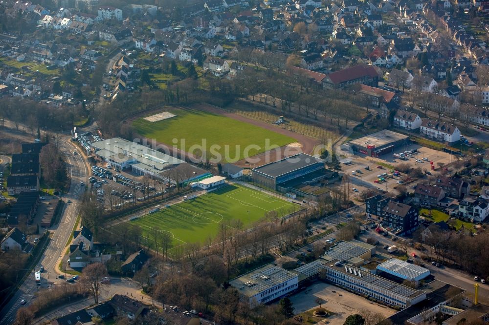 Luftaufnahme Hattingen - Sportstätten-Gelände der Arena des Stadion in Hattingen im Bundesland Nordrhein-Westfalen