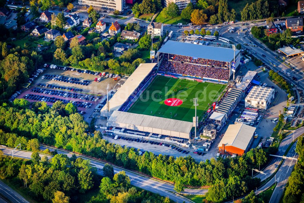 Luftaufnahme Kiel - Sportstätten-Gelände der Arena des Stadion Holstein-Stadion am Westring im Ortsteil Wik in Kiel im Bundesland Schleswig-Holstein, Deutschland