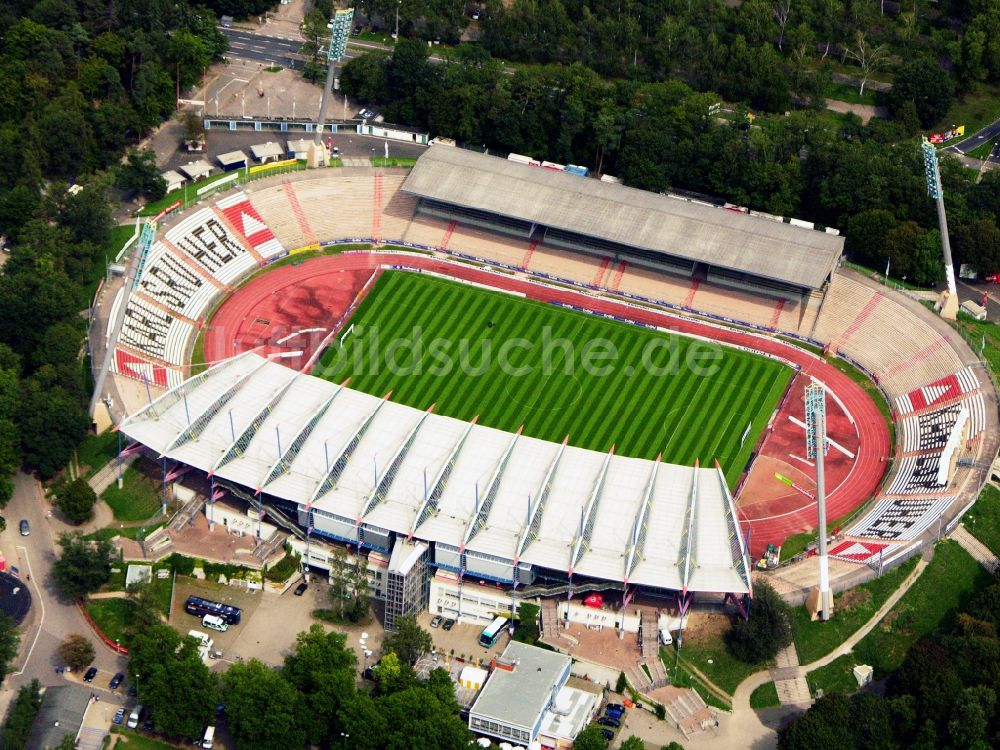 Karlsruhe aus der Vogelperspektive: Sportstätten-Gelände der Arena des Stadion in Karlsruhe im Bundesland Baden-Württemberg